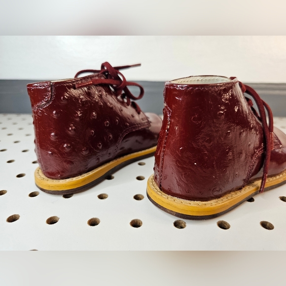 JOSMO WALKER Patent Ostrich Walking Shoes Size: 5 toddler Color: Burgundy - Picture 9 of 10